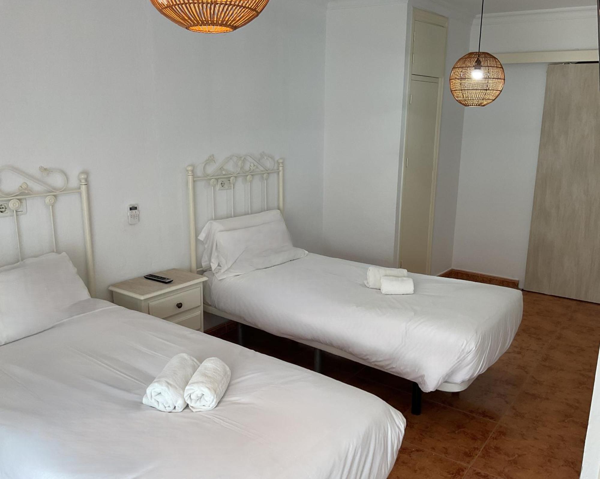 Hostal San Miguel By Croma Estepona Buitenkant foto