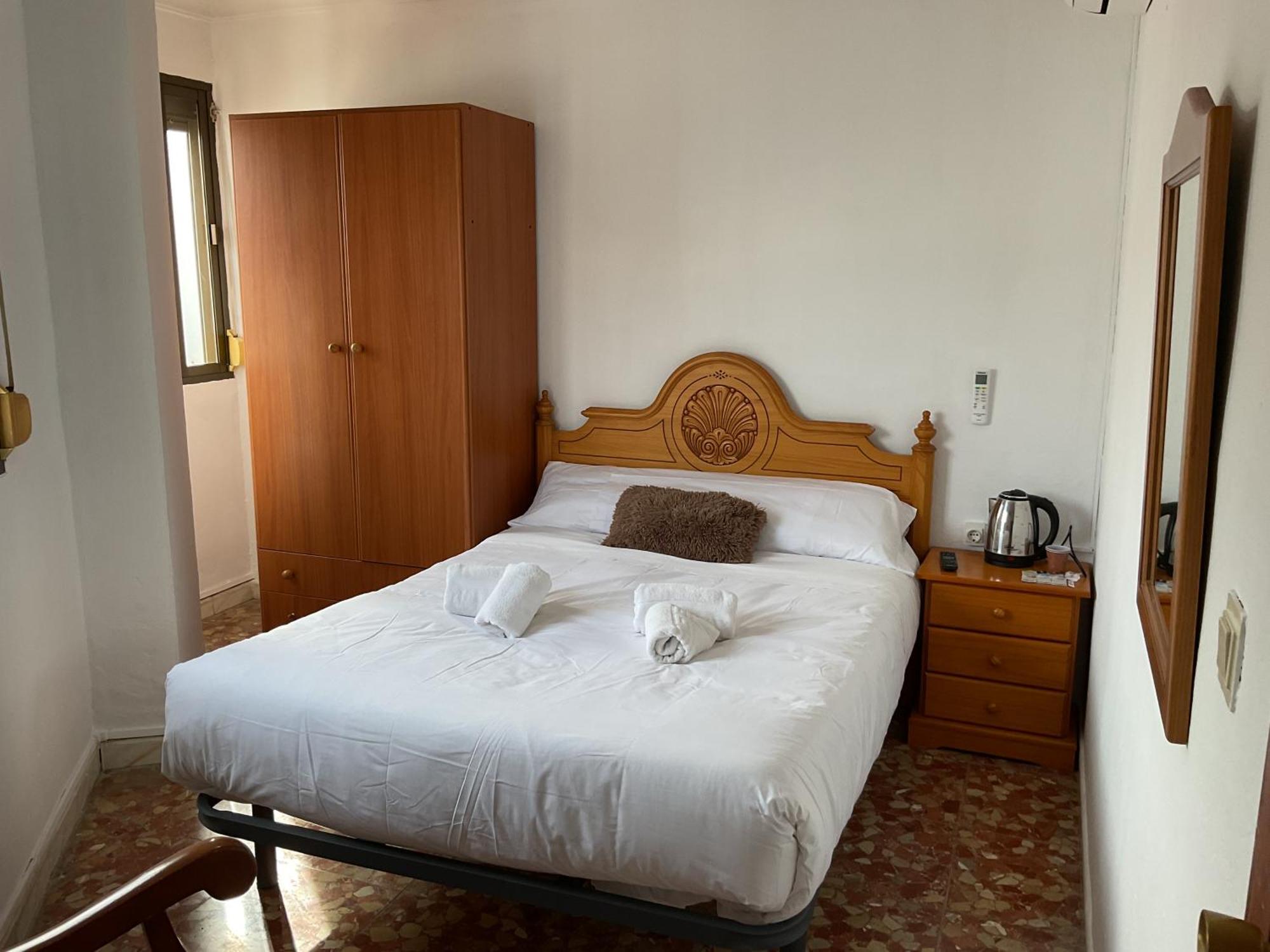 Hostal San Miguel By Croma Estepona Buitenkant foto