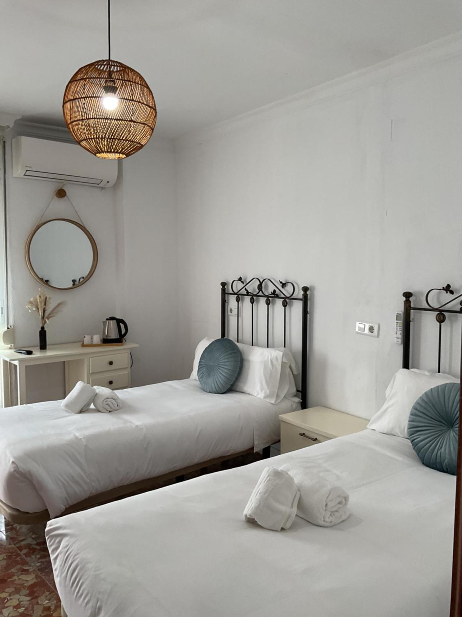 Hostal San Miguel By Croma Estepona Buitenkant foto
