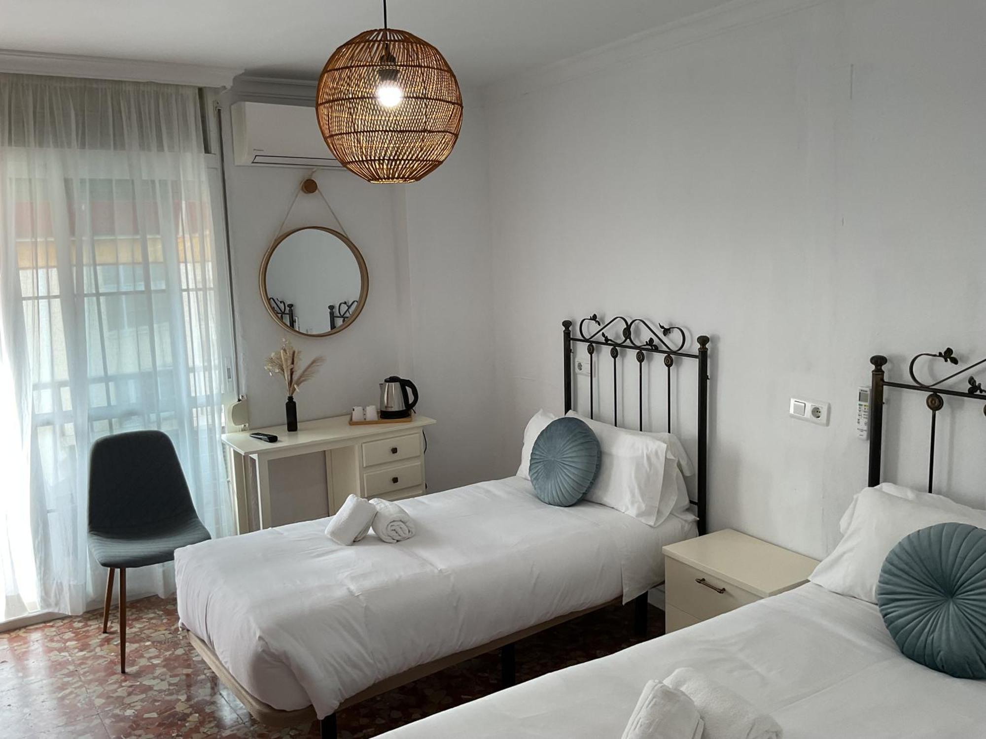 Hostal San Miguel By Croma Estepona Buitenkant foto